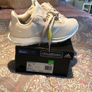NEW Adidas Cloudfoam!!